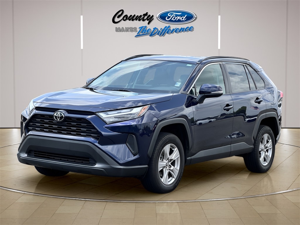 Used 2022 Toyota RAV4 XLE SUV
