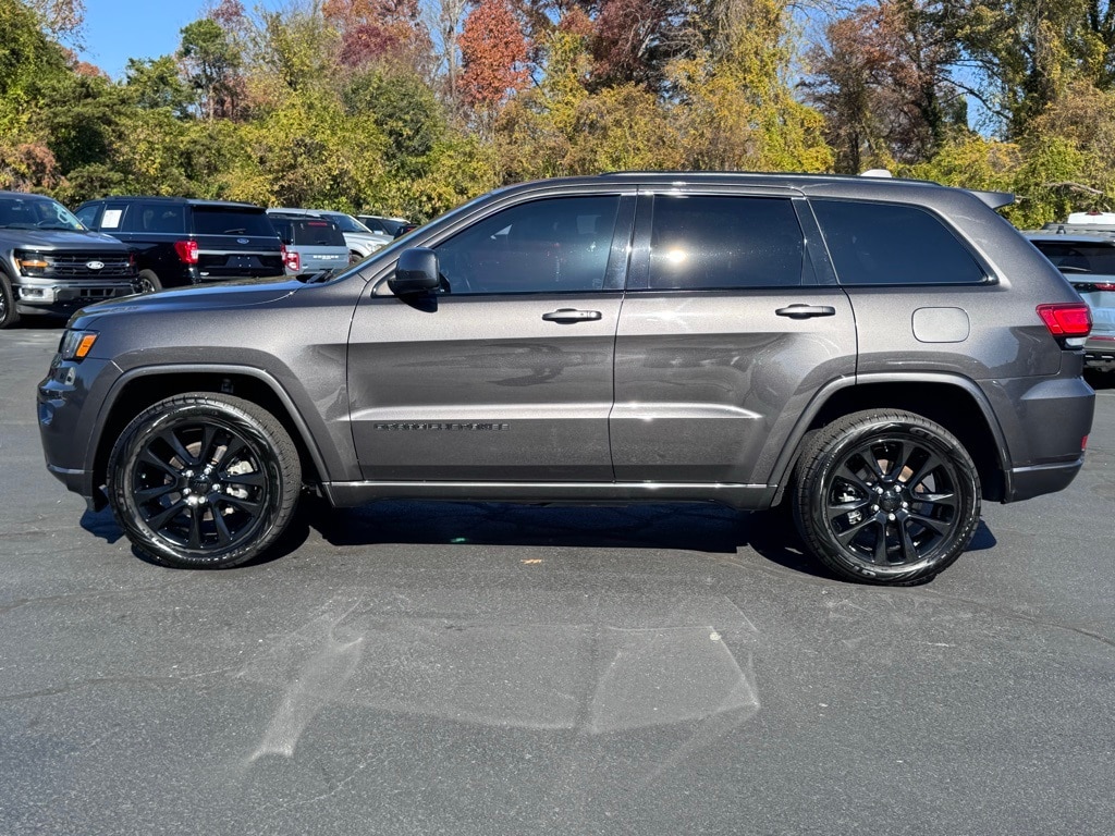 Used 2020 Jeep Grand Cherokee Altitude SUV