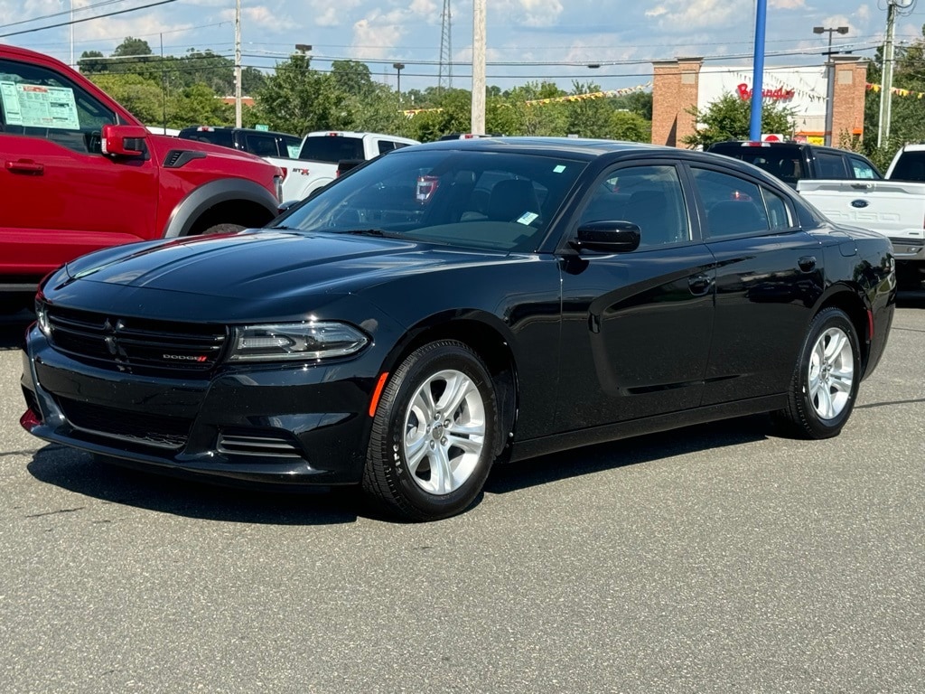 Used 2021 Dodge Charger SXT with VIN 2C3CDXBG5MH548084 for sale in Graham, NC