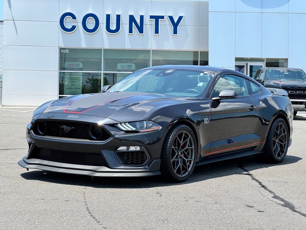 2022 Ford Mustang Mach 1 photo 2