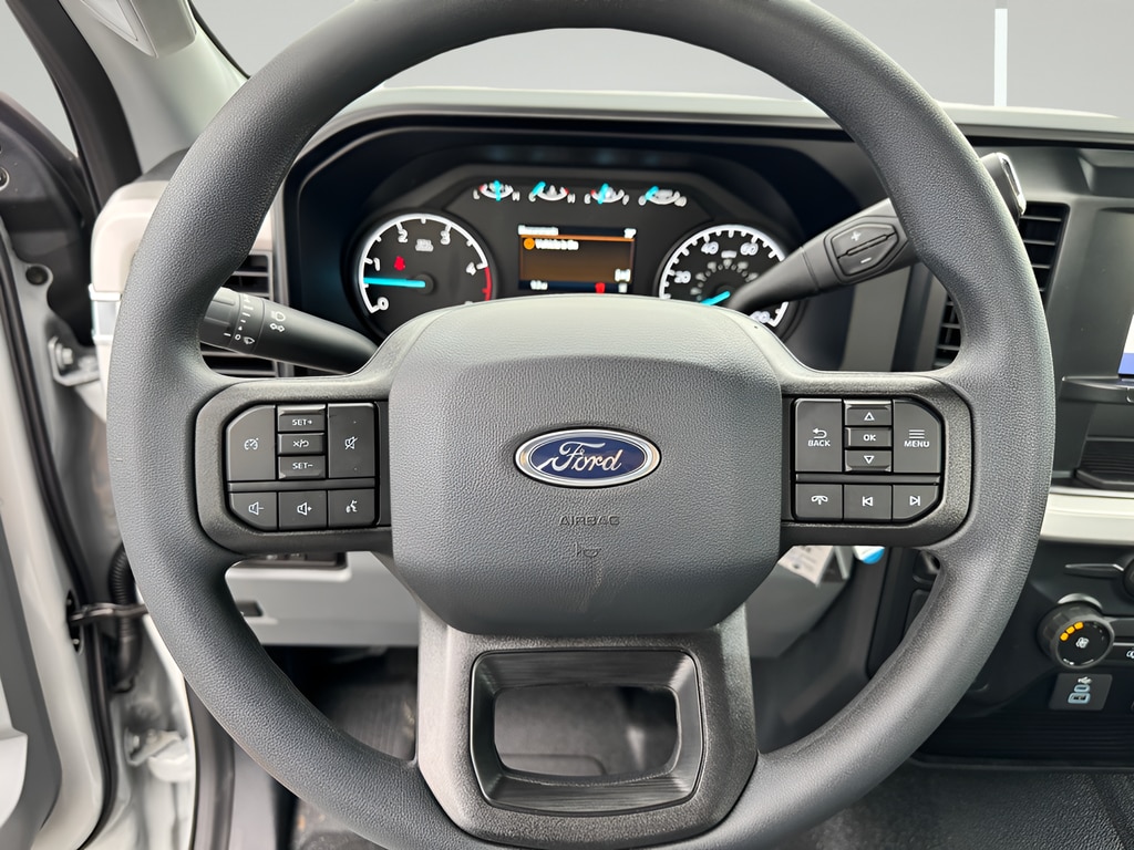 2025 Ford F-350 Super Duty XL - Photo 19