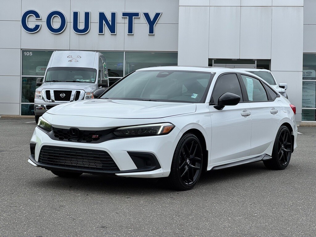 2022 Honda Civic Si photo 2