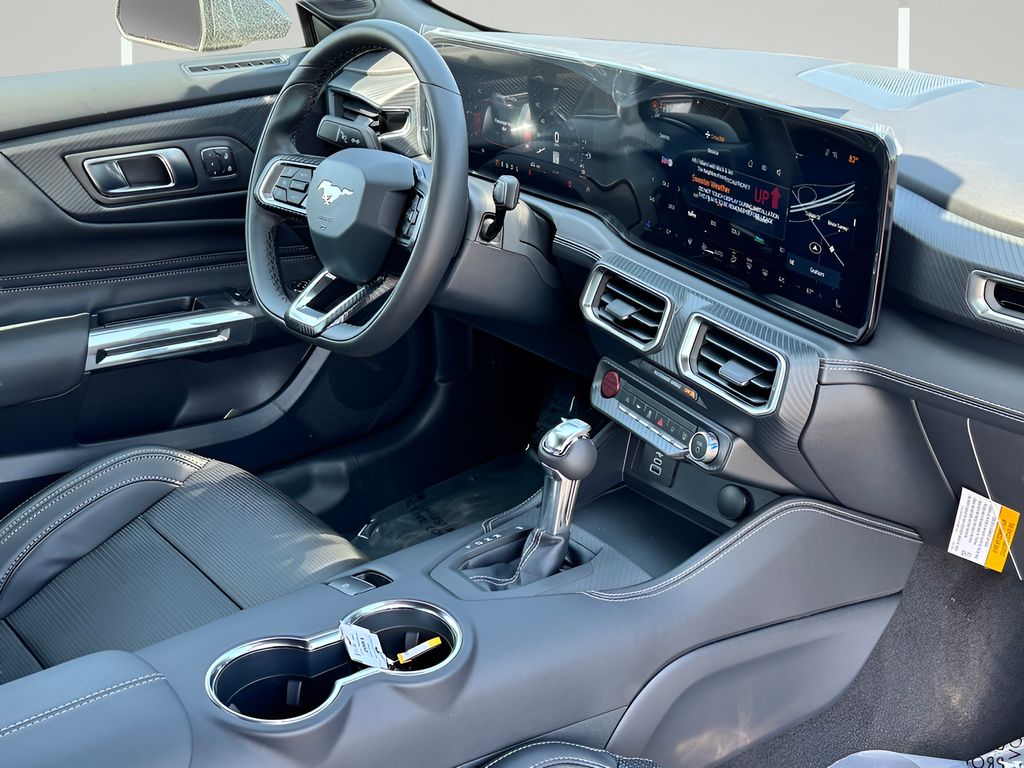 2025 Ford Mustang EcoBoost Premium Convertible - Photo 16