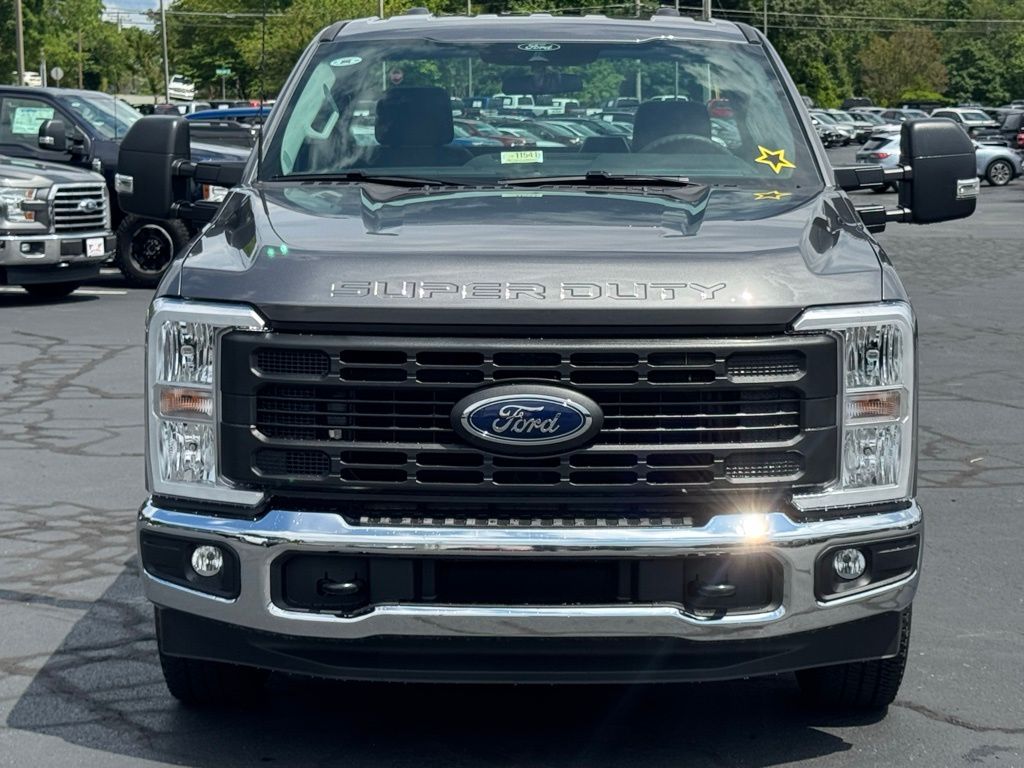 2025 Ford F-350 Super Duty XL - Photo 15