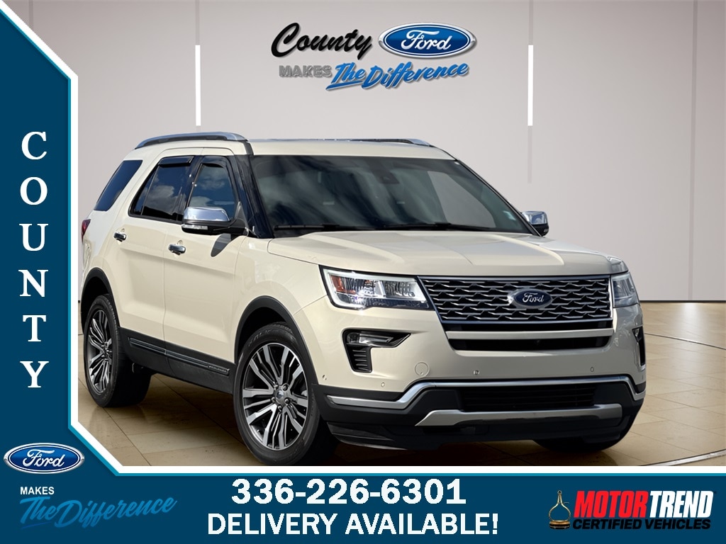 2018 Ford Explorer Platinum's photo