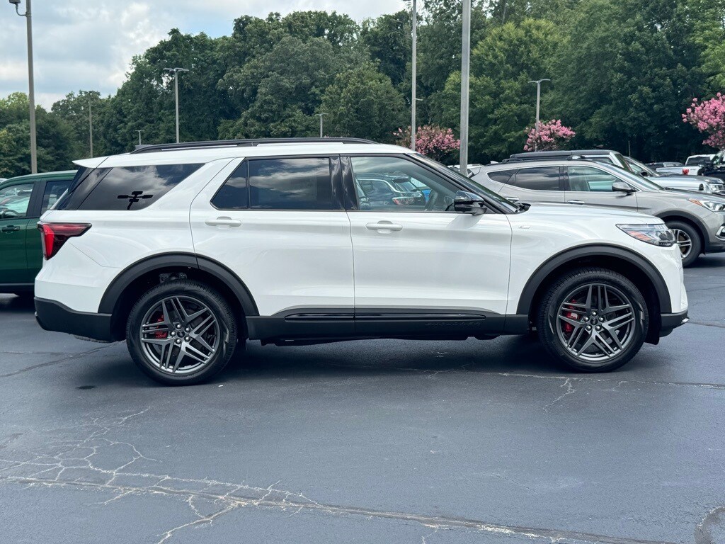New 2025 Ford Explorer ST-Line SUV