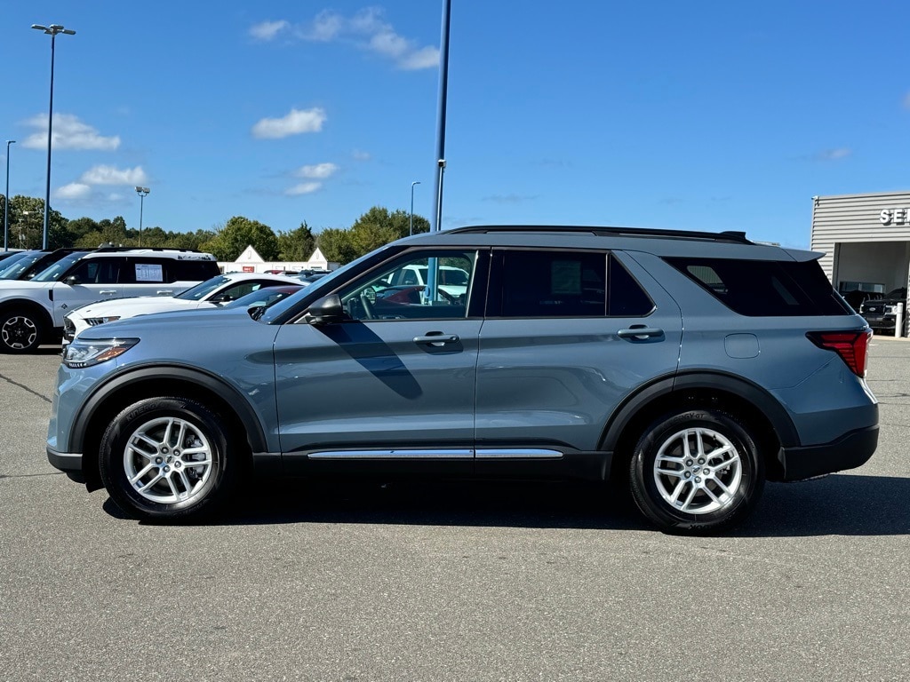 New 2025 Ford Explorer Active SUV