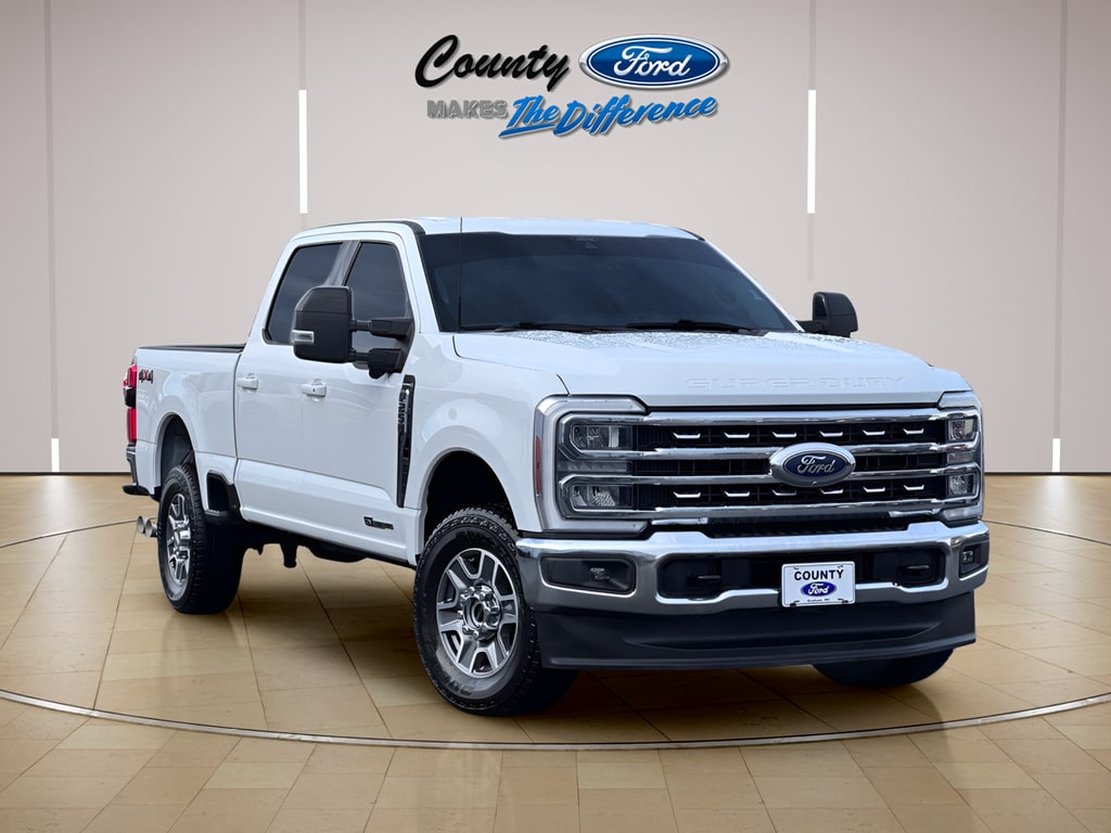Used 2024 Ford F-250SD Lariat Truck