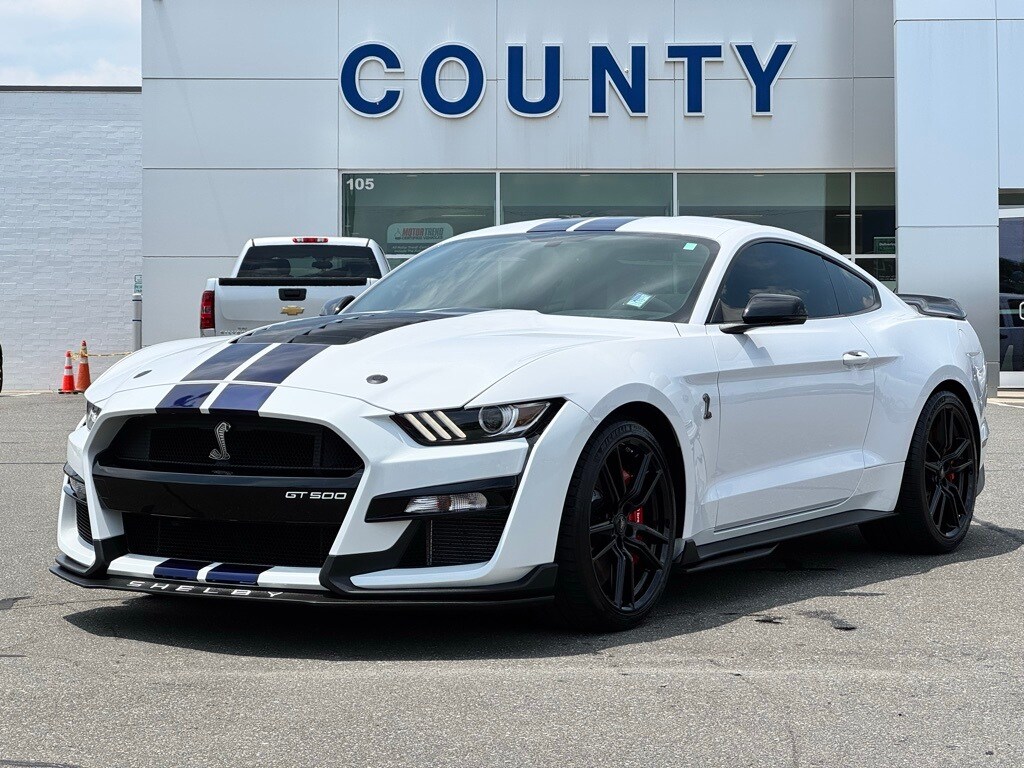 2021 Ford Mustang Shelby GT500 photo 2