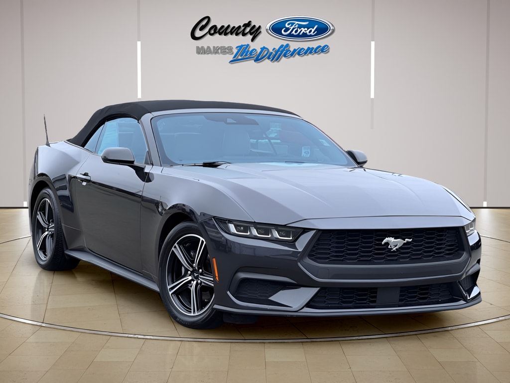 2024 Ford Mustang Convertible 
