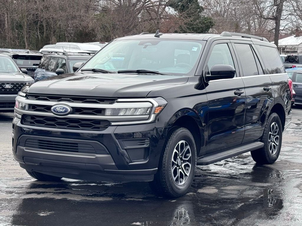 Used 2024 Ford Expedition XLT SUV
