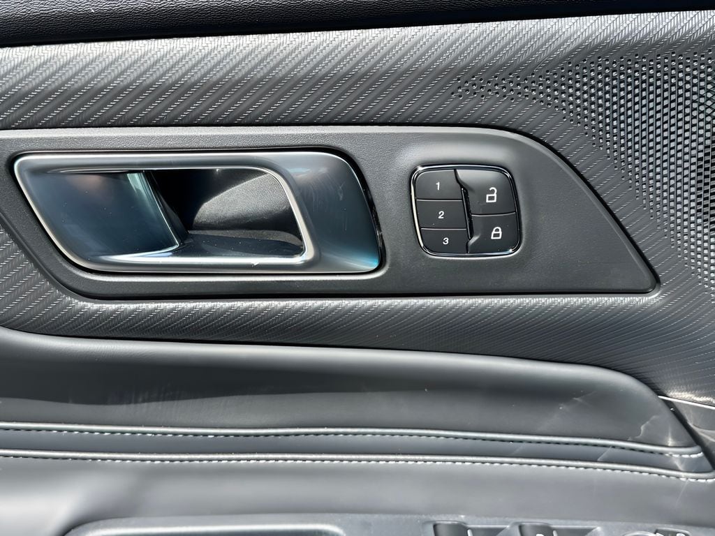 2025 Ford Mustang EcoBoost Premium Convertible - Photo 14
