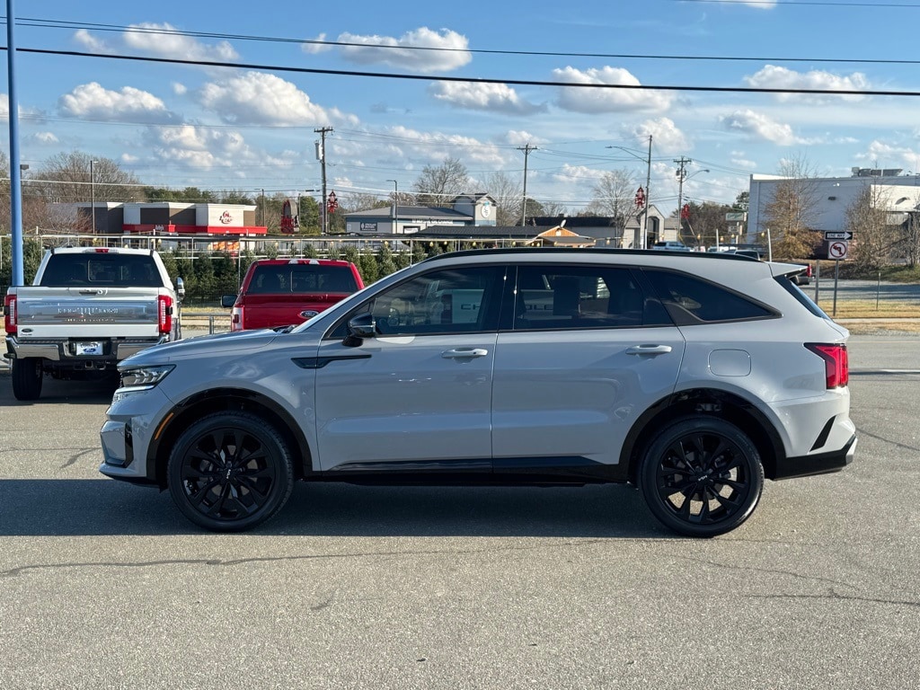 Used 2023 Kia Sorento SX SUV