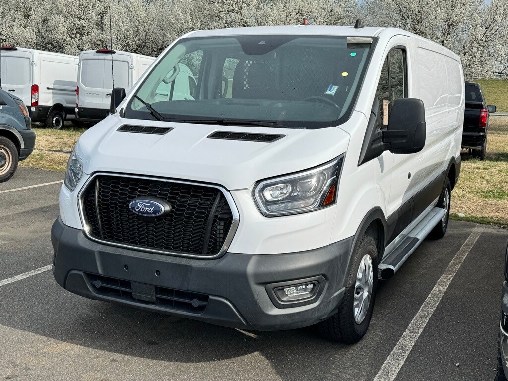 2023 Ford Transit photo 3