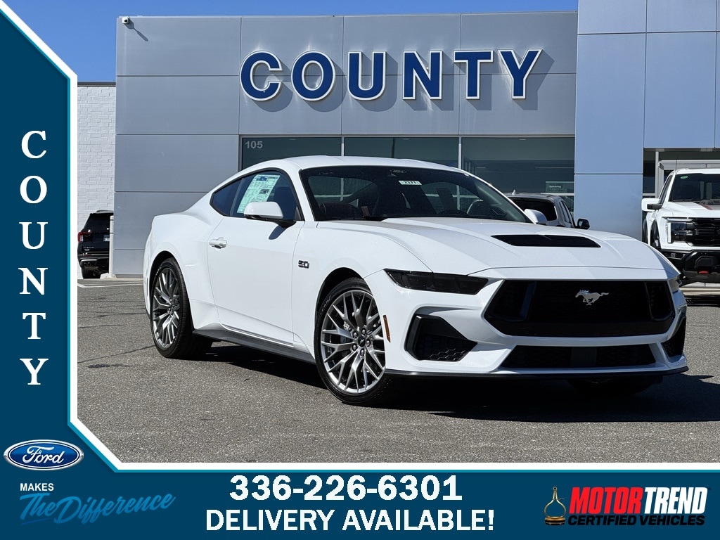 2025 Ford Mustang Coupe 