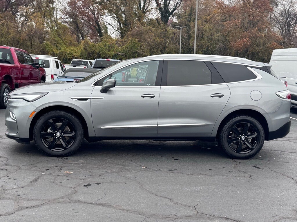 Used 2023 Buick Enclave Essence SUV