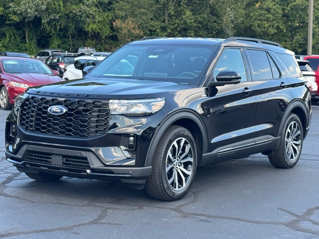 New 2025 Ford Explorer ST-Line SUV