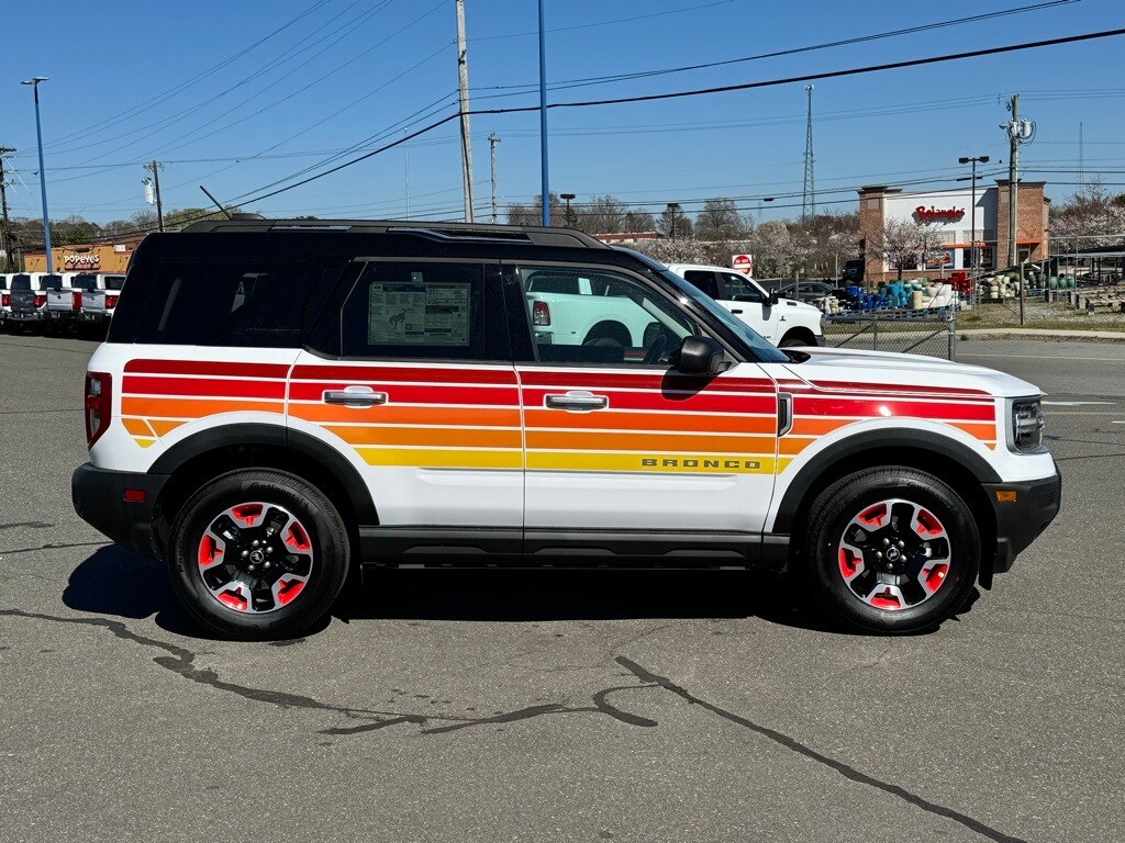 2025 Ford Bronco Sport Free Wheeling photo 3