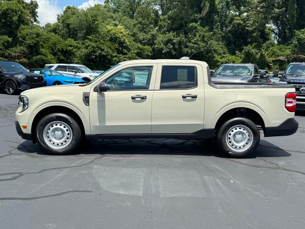New 2025 Ford Maverick XL Truck