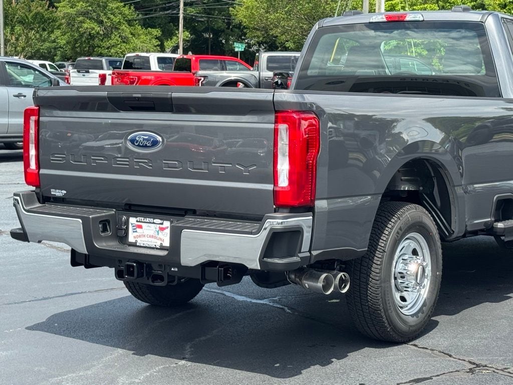 2025 Ford F-350 Super Duty XL - Photo 38