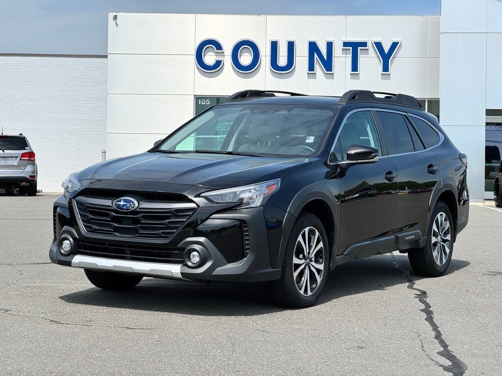 2023 Subaru Outback Limited XT photo 2