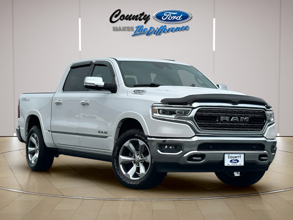 2019 RAM 1500 Limited 4x4 Crew Cab 5'7's photo
