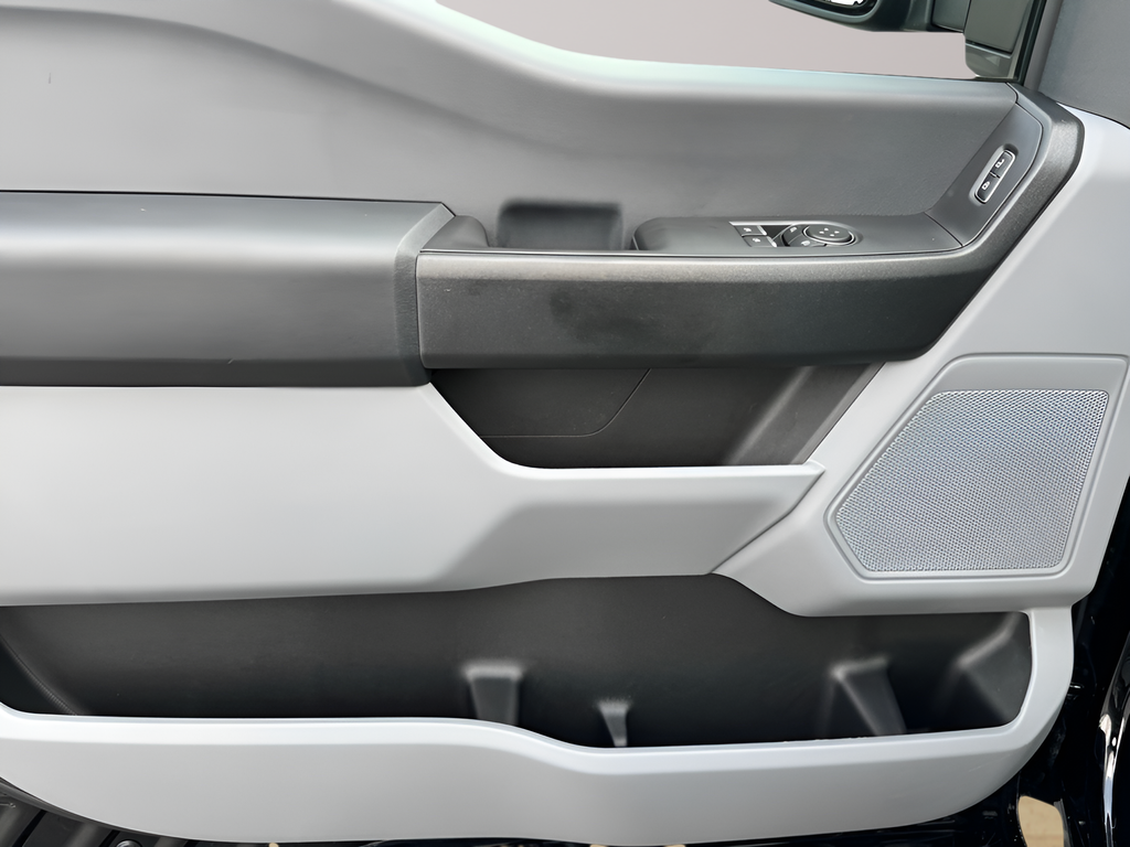 2025 Ford F-350 Super Duty XL - Photo 26