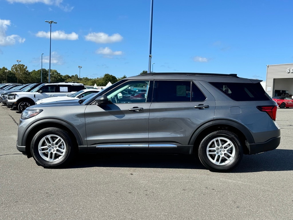 New 2025 Ford Explorer Active SUV