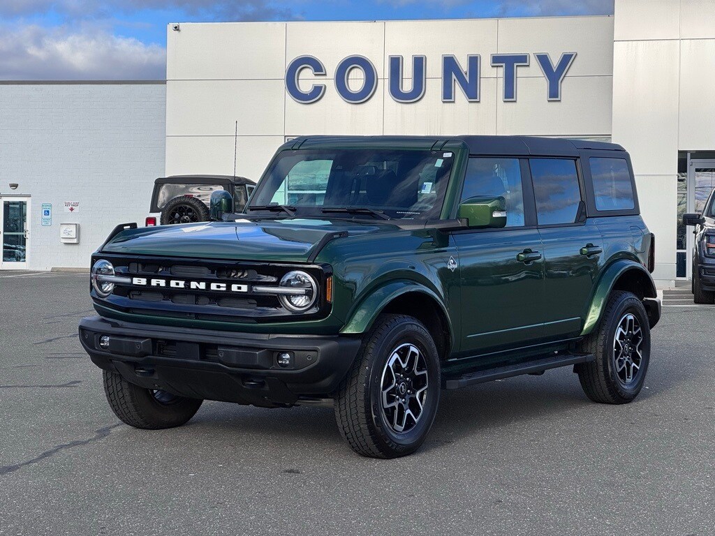 Used 2024 Ford Bronco Outer Banks SUV
