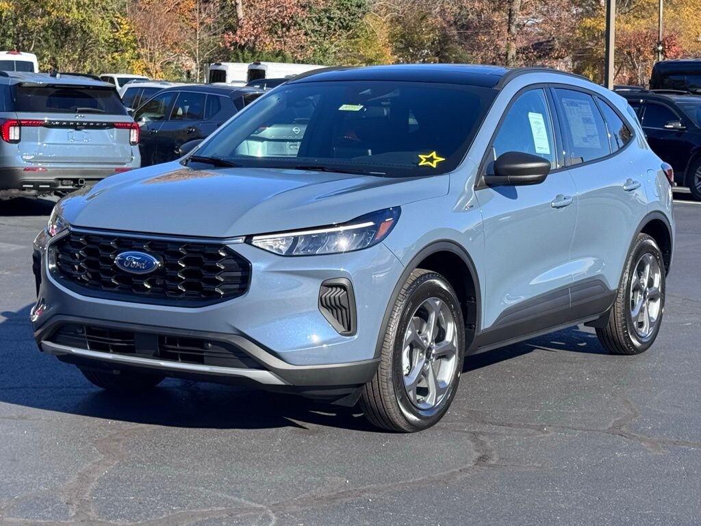 New 2026 Ford Escape ST-Line SUV