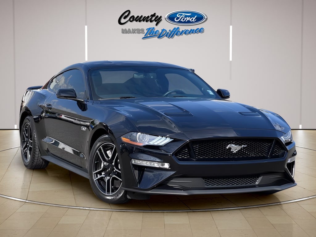 2020 Ford Mustang Coupe 