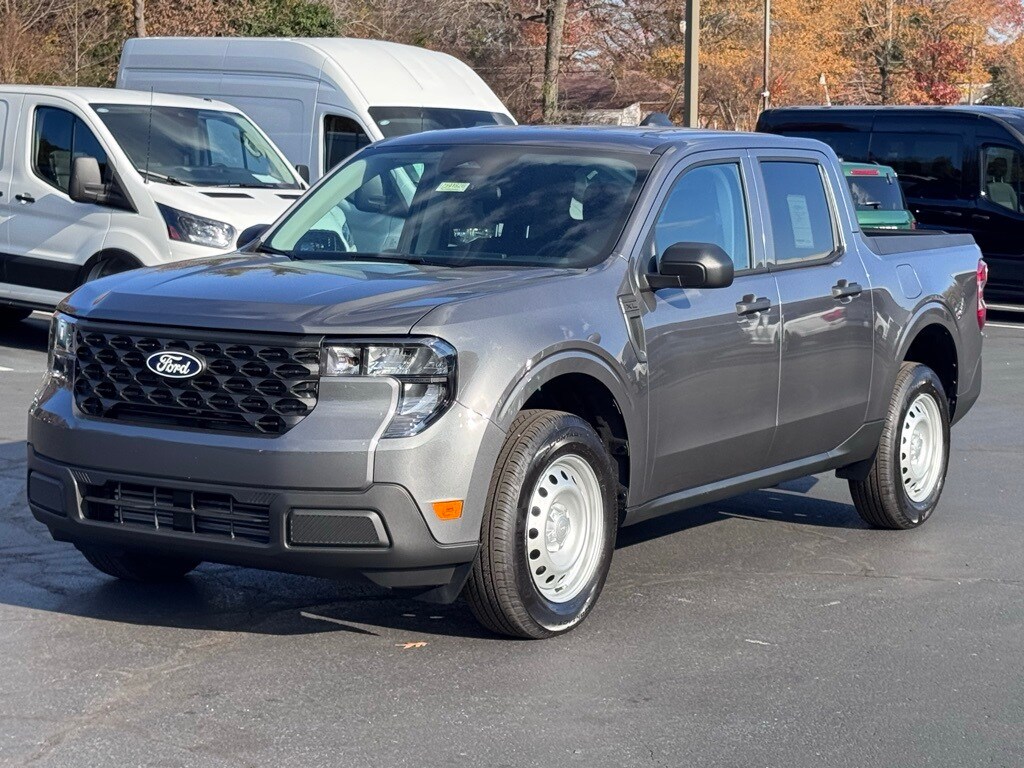 New 2025 Ford Maverick XL Truck