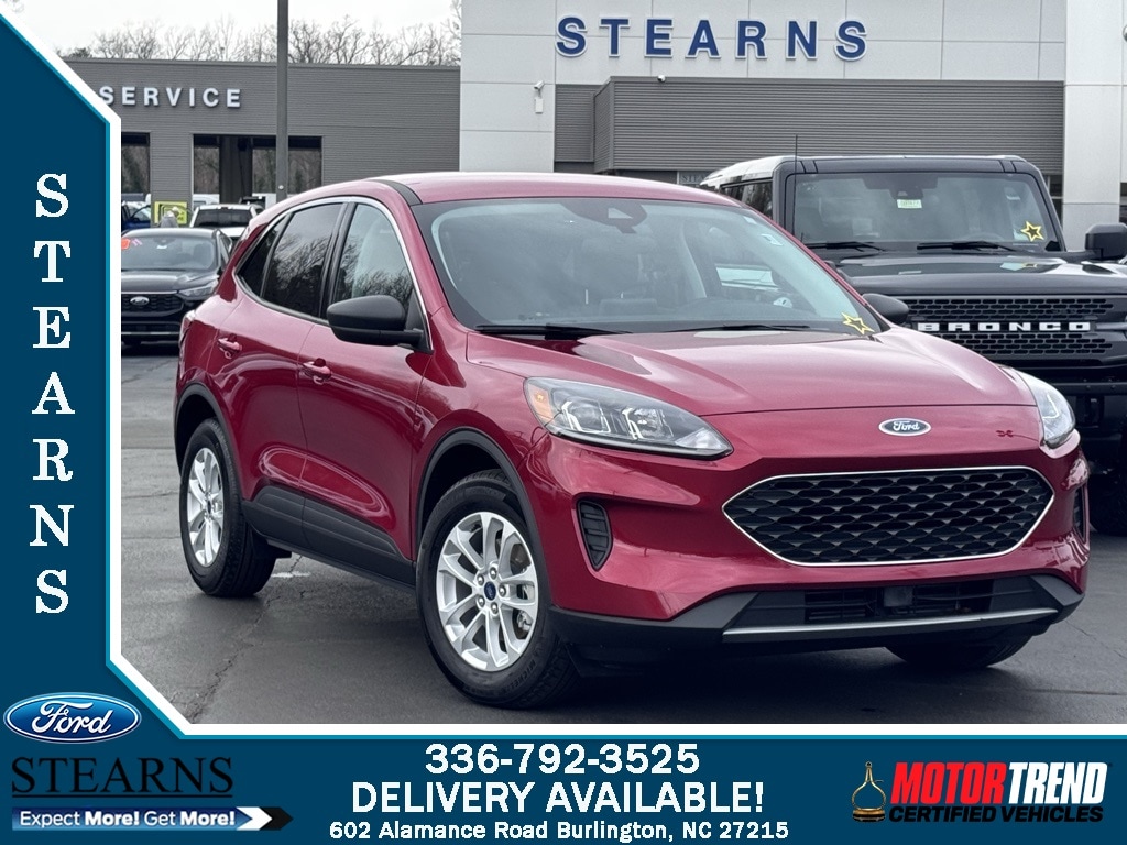 2022 Ford Escape SE's photo