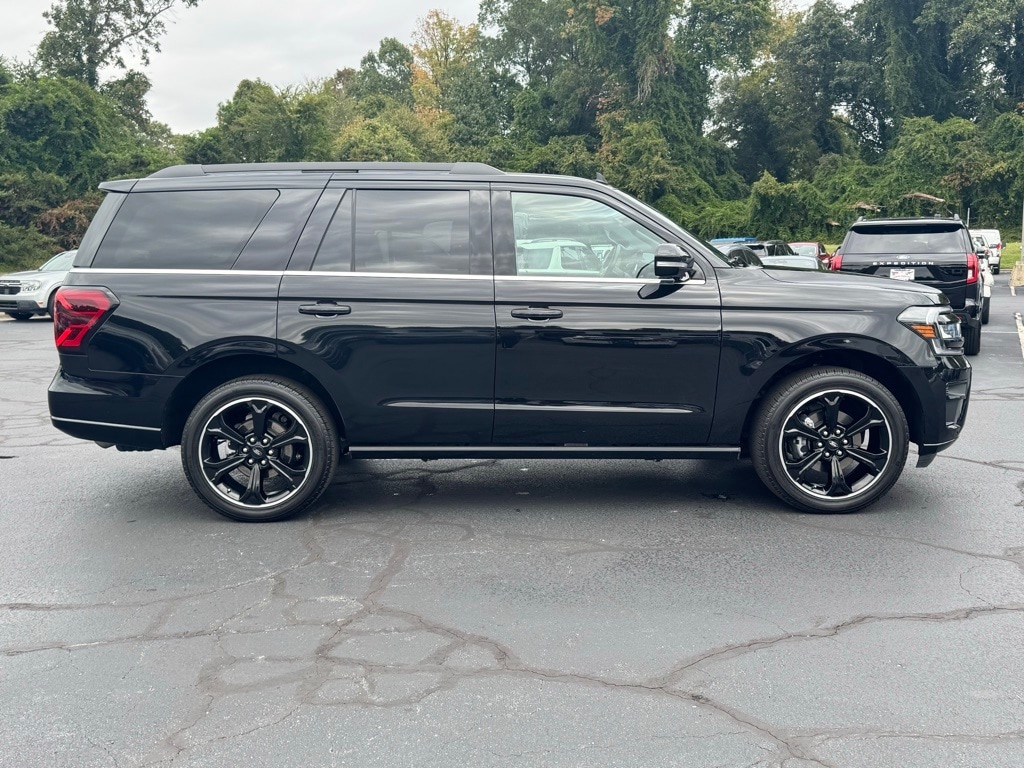 Used 2022 Ford Expedition Limited SUV