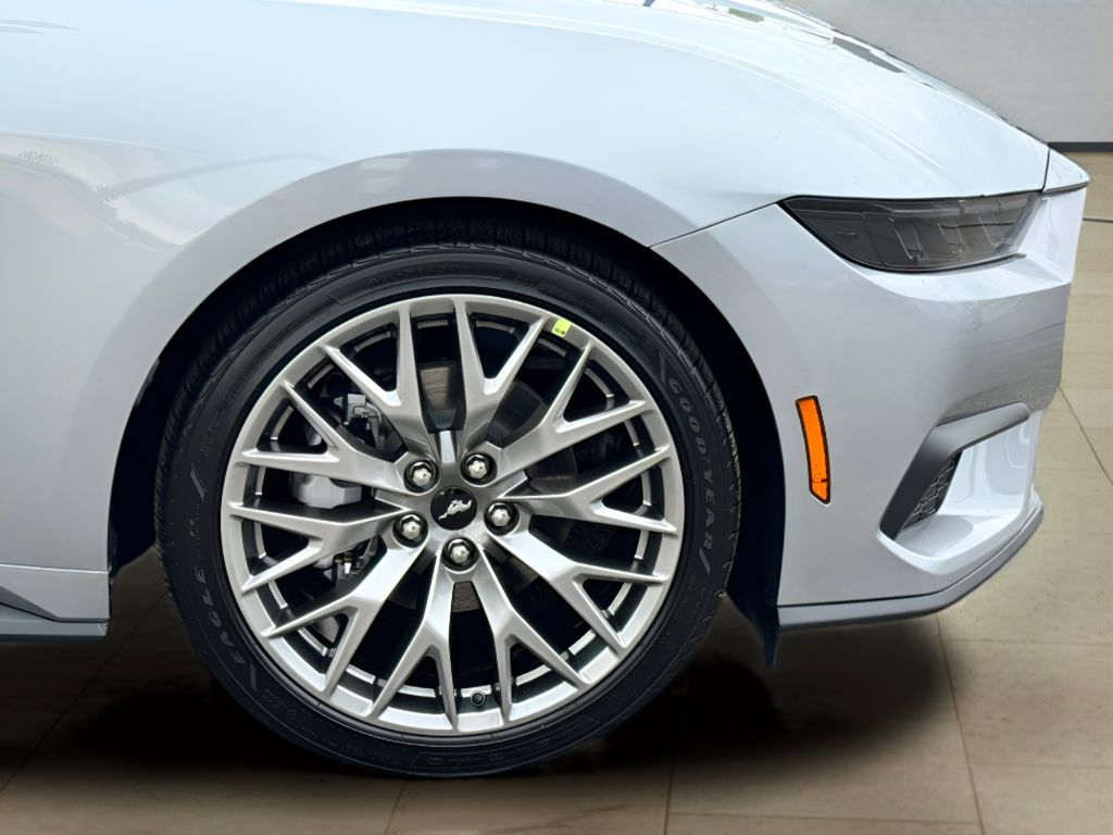 2025 Ford Mustang EcoBoost Premium Convertible - Photo 44