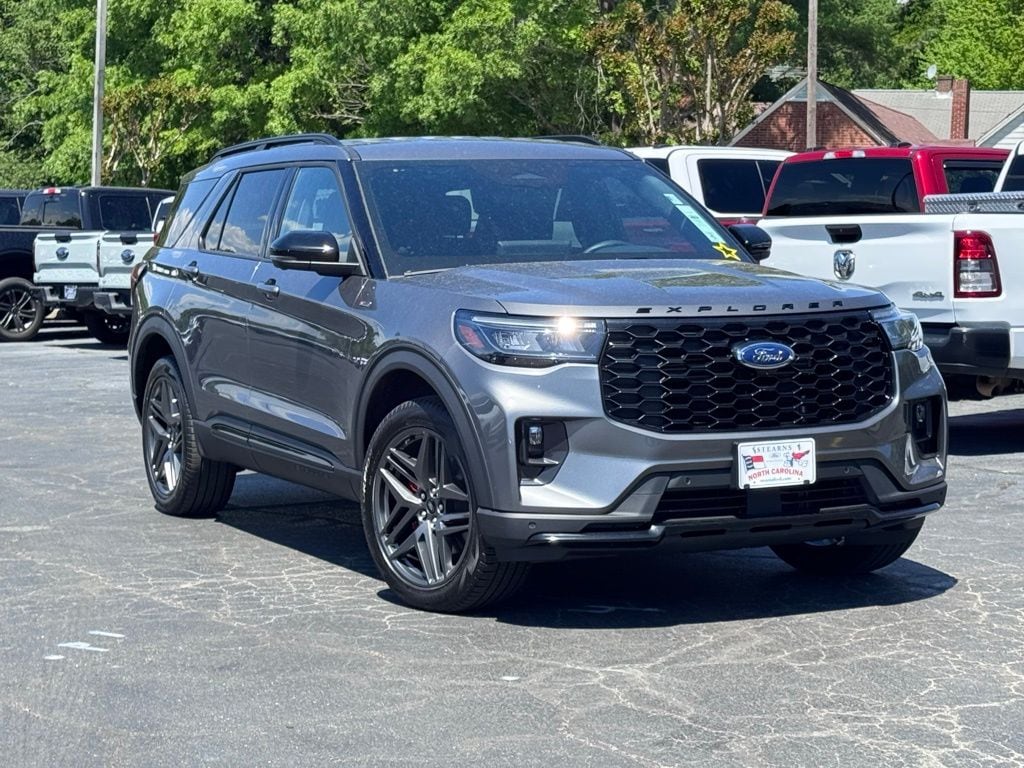 2025 Ford Explorer
