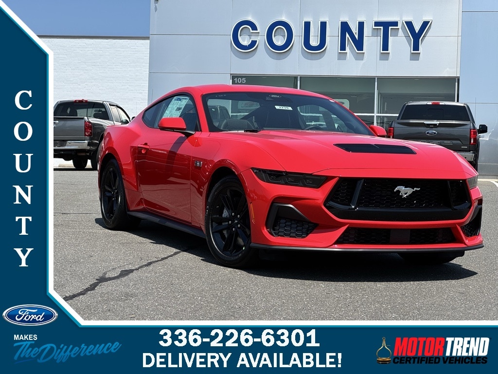 2025 Ford Mustang Coupe 