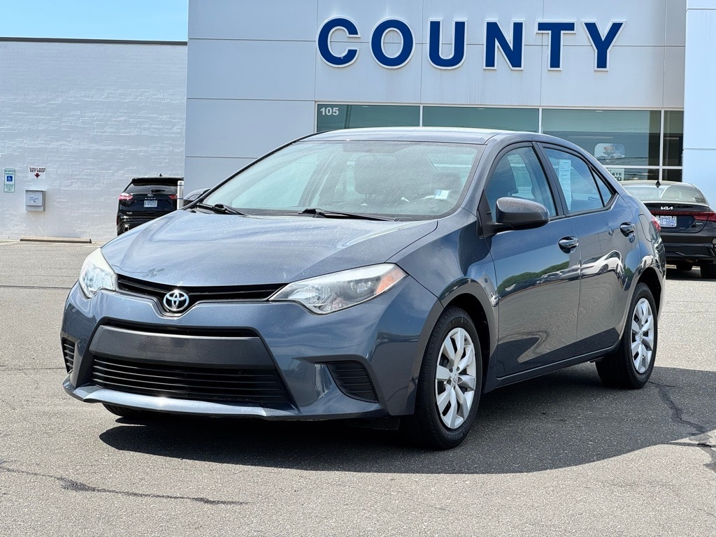 Used 2014 Toyota Corolla LE with VIN 2T1BURHE7EC122210 for sale in Graham, NC