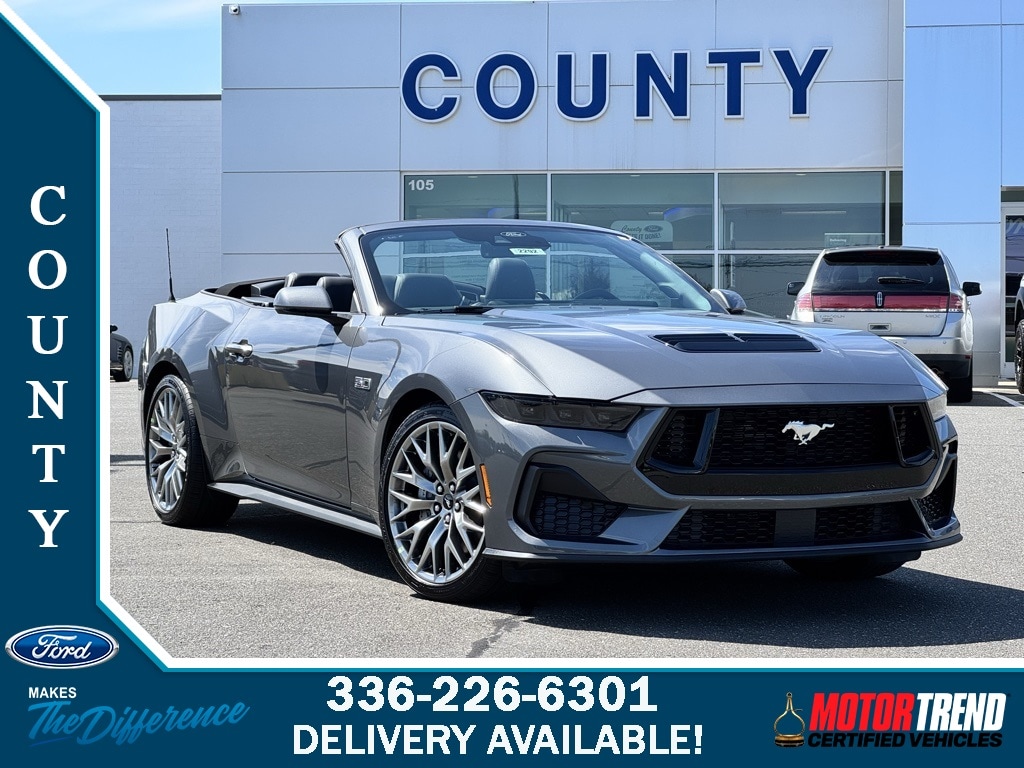 2025 Ford Mustang Convertible 