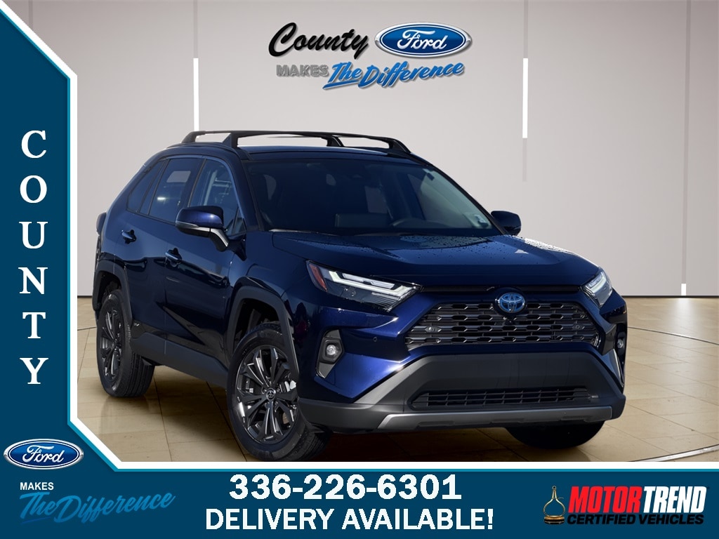 2023 Toyota RAV4 Limited's photo