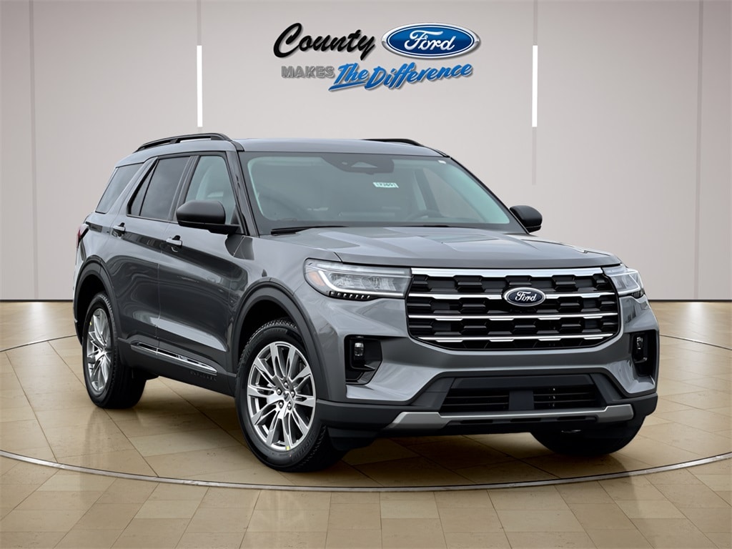 2025 Ford Explorer Active's photo