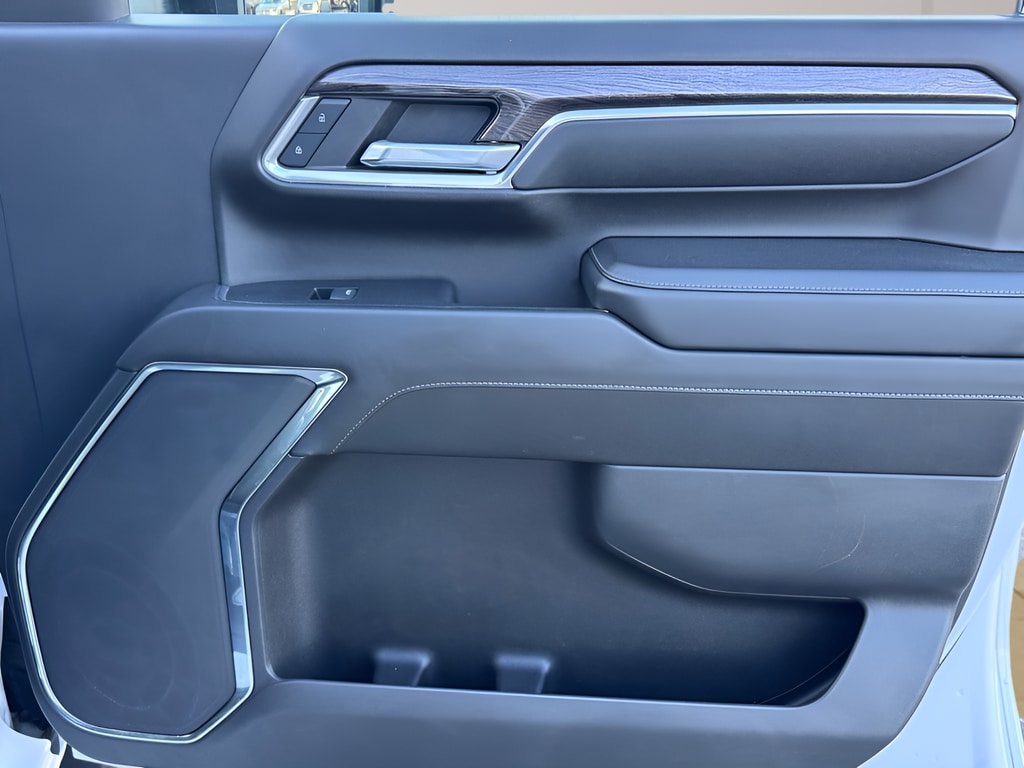 2024 Chevrolet Silverado 2500HD LTZ - Photo 30