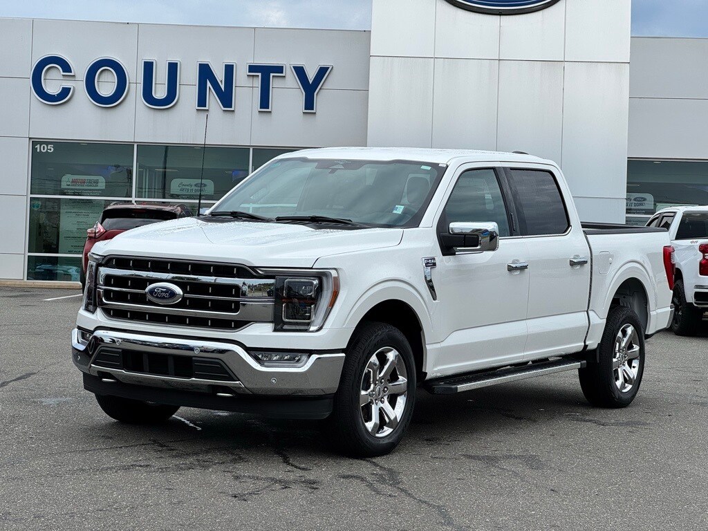 2023 Ford F-150 Lariat photo 2