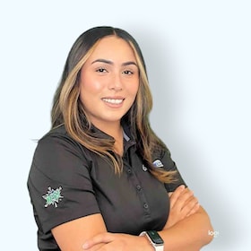 Staff member Dulce Cuevas from 5a59becadaf5