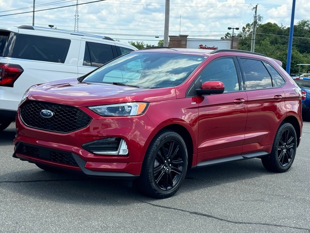 Used 2022 Ford Edge ST-Line with VIN 2FMPK4J92NBA89830 for sale in Graham, NC