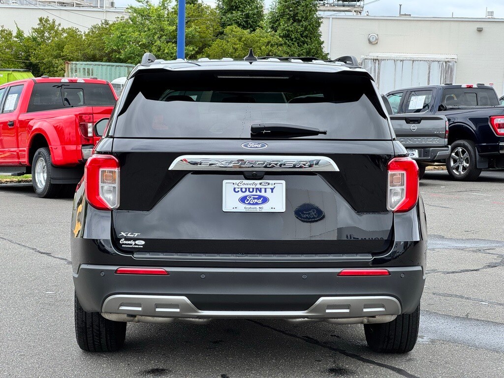 2023 Ford Explorer XLT photo 4