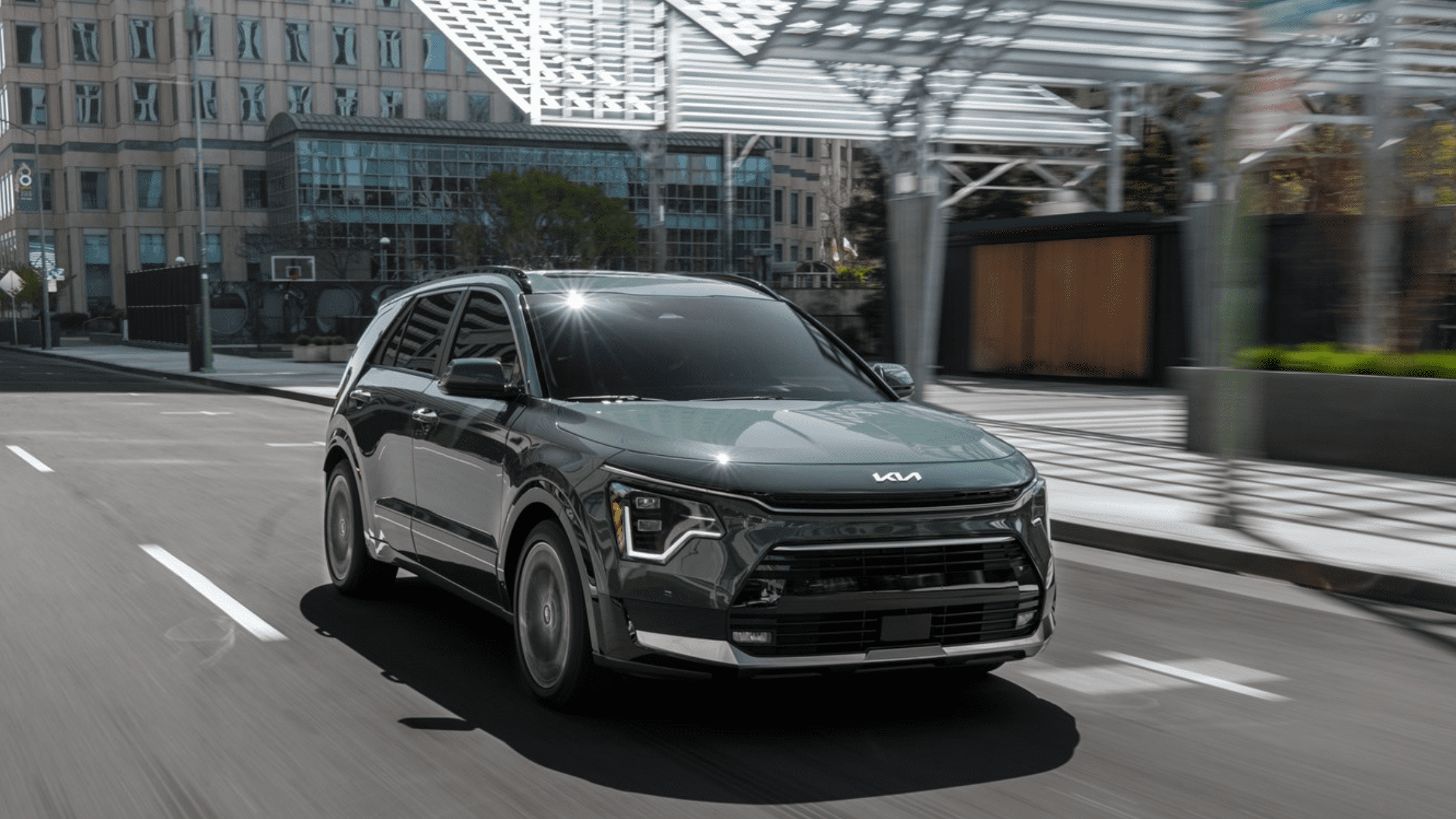 Columbia, SC Drivers Review the 2024 Kia Niro Hybrid What Sets It