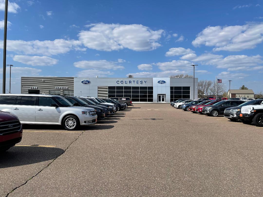 New & Used Ford Dealer Courtesy Auto & Truck in Stanley, WI