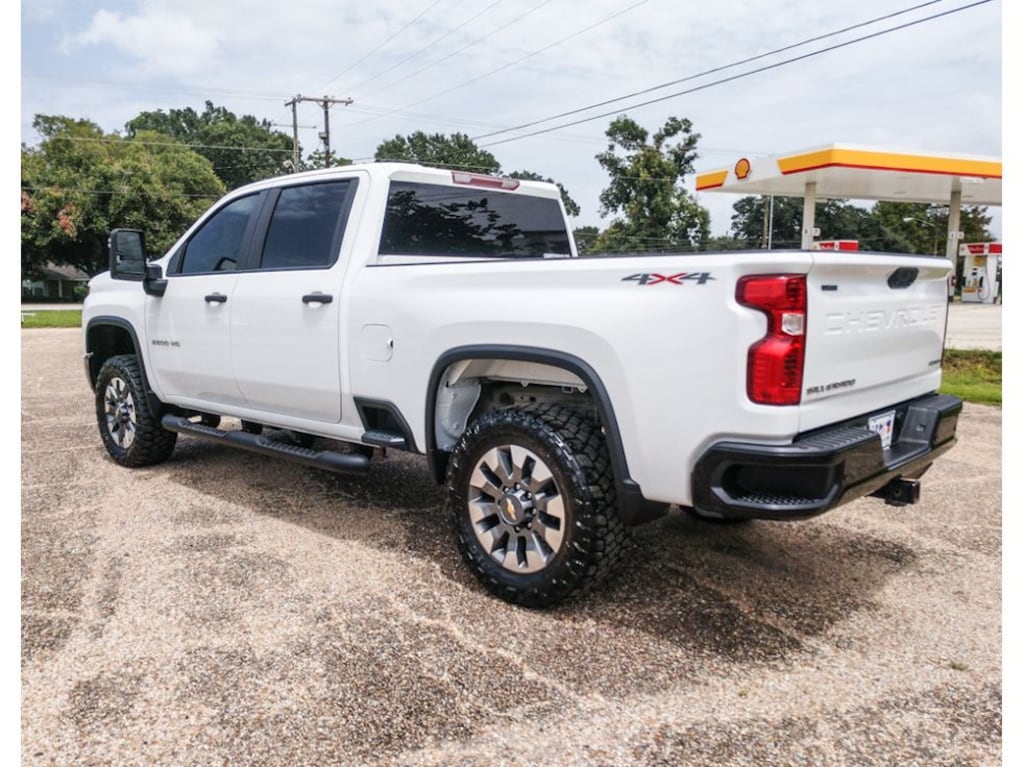 Used 2024 Chevrolet Silverado 2500 HD Custom Truck Crew Cab