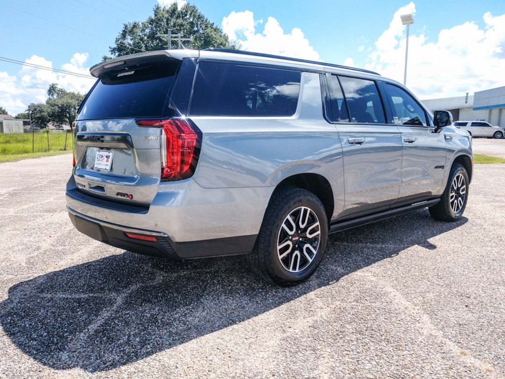 Used 2023 GMC Yukon XL AT4 SUV